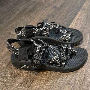 Chaco Black and White Sandals - Size 5
